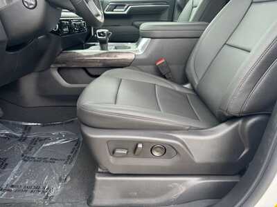 2026 Chevrolet 1500 Crew Cab, $56090.0. Photo 5