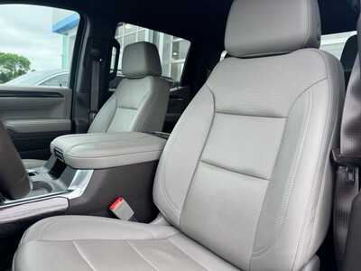 2023 Chevrolet 1500 Crew Cab, $44499. Photo 6