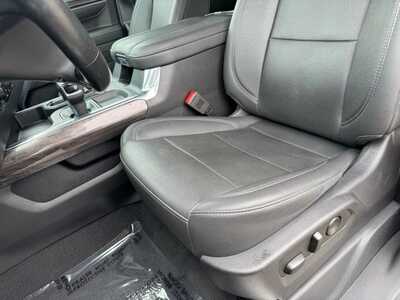 2023 Chevrolet 1500 Crew Cab, $42499. Photo 5