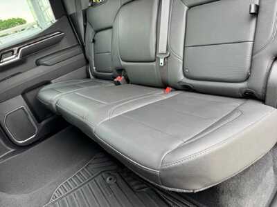 2023 Chevrolet 1500 Crew Cab, $42499. Photo 7