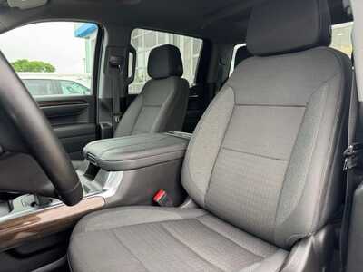 2024 Chevrolet 1500 Crew Cab, $43499. Photo 6