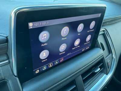 2021 Chevrolet Suburban, $37990. Photo 2
