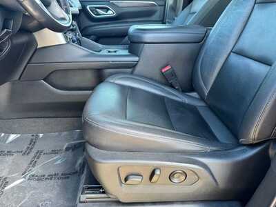 2021 Chevrolet Suburban, $37990. Photo 5
