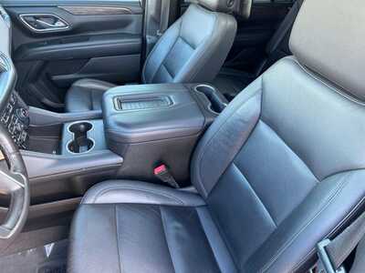 2021 Chevrolet Suburban, $37990. Photo 6