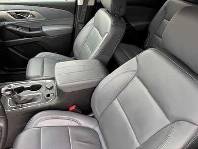 2021 Chevrolet Traverse, $23499. Photo 6