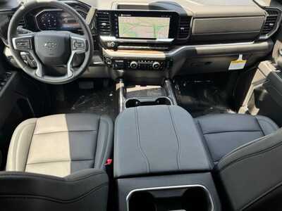2026 Chevrolet 3500 Crew Cab, $67890.0. Photo 11