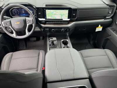 2026 Chevrolet 1500 Crew Cab, $56670.0. Photo 11