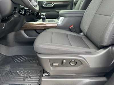 2026 Chevrolet 1500 Crew Cab, $56670.0. Photo 5