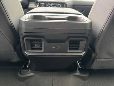 2026 Chevrolet 1500 Crew Cab, $56670.0. Photo 9