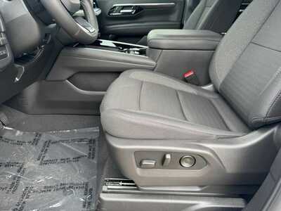 2026 Chevrolet Tahoe, $65535.0. Photo 5