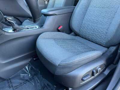 2023 Chevrolet Equinox, $21295. Photo 5