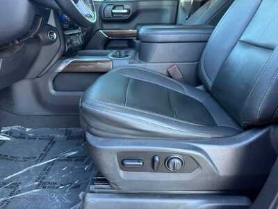 2021 Chevrolet 1500 Crew Cab, $35999. Photo 5