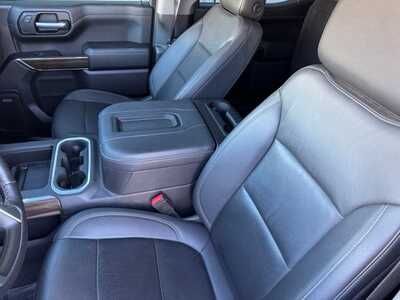 2021 Chevrolet 1500 Crew Cab, $35999. Photo 6