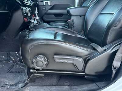 2021 Jeep Wrangler Unlimited, $21999. Photo 5