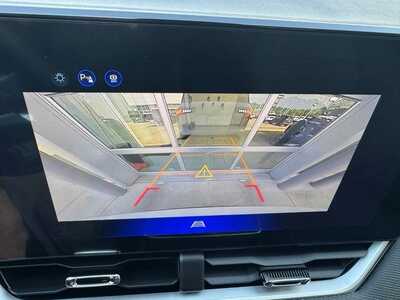 2027 Chevrolet Equinox, $31345.0. Photo 4