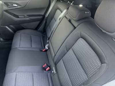 2027 Chevrolet Equinox, $31345.0. Photo 8