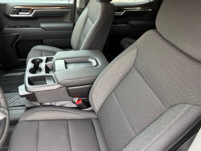 2026 Chevrolet 1500 Crew Cab, $57060.0. Photo 6