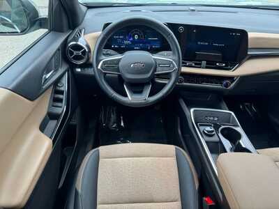 2025 Chevrolet Equinox, $30499. Photo 11