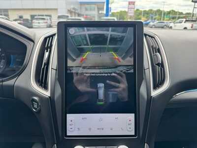 2022 Ford Edge, $18795. Photo 4