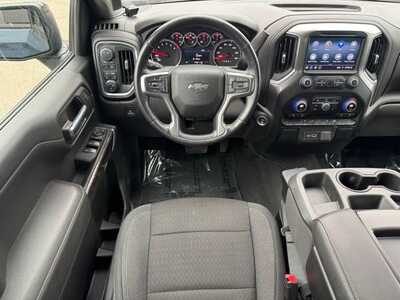 2022 Chevrolet 1500 Crew Cab, $29999. Photo 10