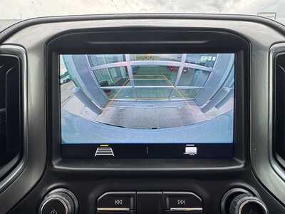 2022 Chevrolet 1500 Crew Cab, $28999. Photo 4