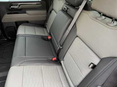 2026 Chevrolet 2500 Crew Cab, $83275.0. Photo 8