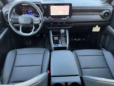 2026 Chevrolet Colorado Crew Cab, $44840.0. Photo 11