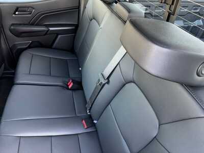 2026 Chevrolet Colorado Crew Cab, $44840.0. Photo 8