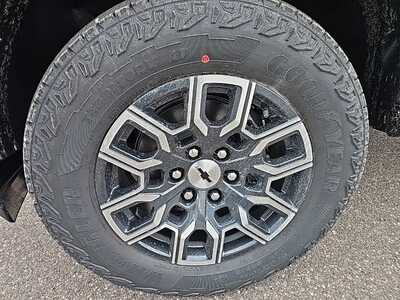 2026 Chevrolet Colorado, $46115. Photo 5