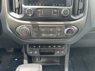 2021 Chevrolet Colorado, $25999. Photo 11