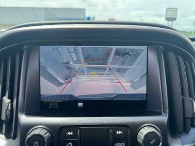 2021 Chevrolet Colorado, $25999. Photo 3
