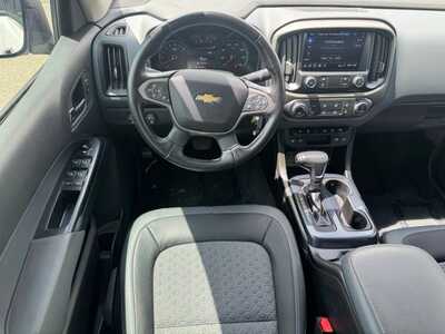 2021 Chevrolet Colorado, $25999. Photo 9