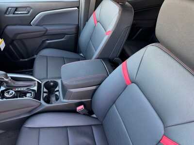 2026 Chevrolet Colorado Crew Cab, $46290.0. Photo 6
