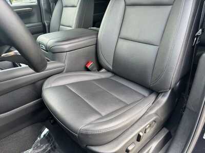 2025 Chevrolet Suburban, $61999. Photo 5