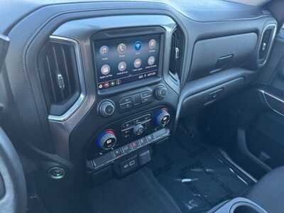 2022 Chevrolet 1500 Crew Cab, $34999. Photo 11