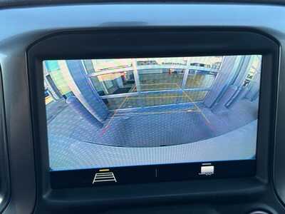 2022 Chevrolet 1500 Crew Cab, $34999. Photo 4