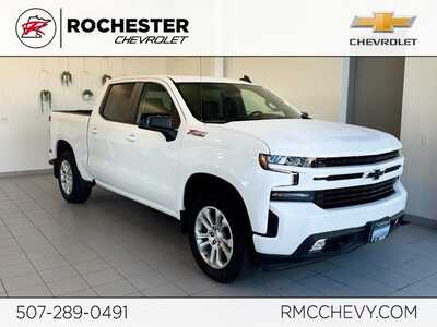 2022 Chevrolet 1500 Crew Cab, $34999. Photo 1