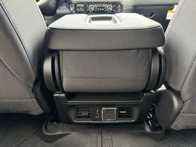 2026 Chevrolet 1500 Crew Cab, $48905.0. Photo 9