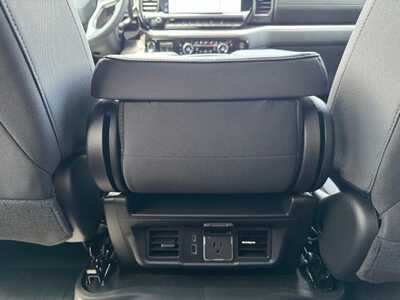 2026 Chevrolet 1500 Crew Cab, $52170.0. Photo 9