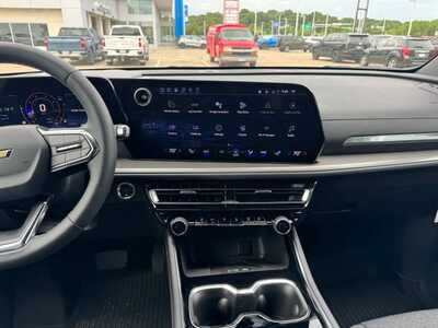 2026 Chevrolet Traverse, $45295.0. Photo 2