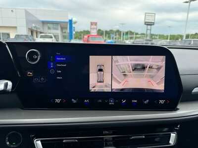 2026 Chevrolet Traverse, $45295.0. Photo 4