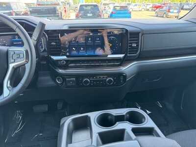 2023 Chevrolet 1500 Crew Cab, $39295. Photo 2