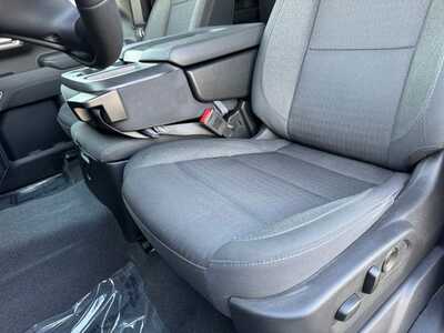 2023 Chevrolet 1500 Crew Cab, $39295. Photo 5