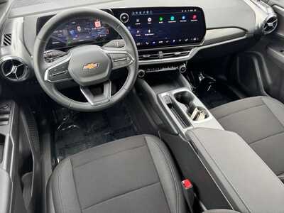 2026 Chevrolet Equinox, $39695. Photo 10
