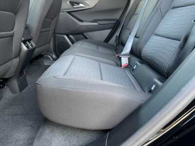 2027 Chevrolet Equinox, $35530.0. Photo 7