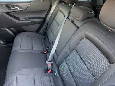 2027 Chevrolet Equinox, $35530.0. Photo 8