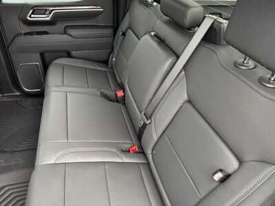 2026 Chevrolet 1500 Crew Cab, $57035.0. Photo 8