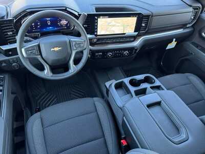 2026 Chevrolet 1500 Crew Cab, $52170.0. Photo 10