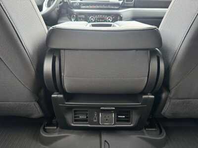 2026 Chevrolet 1500 Crew Cab, $52170.0. Photo 9
