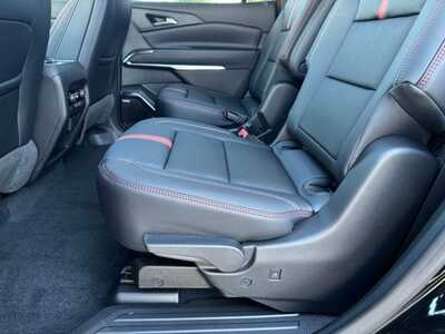 2026 Chevrolet Traverse, $59245.0. Photo 8